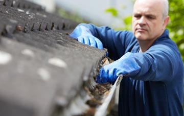 cleaning and inspecting Ffordd Y Gyfraith roofs